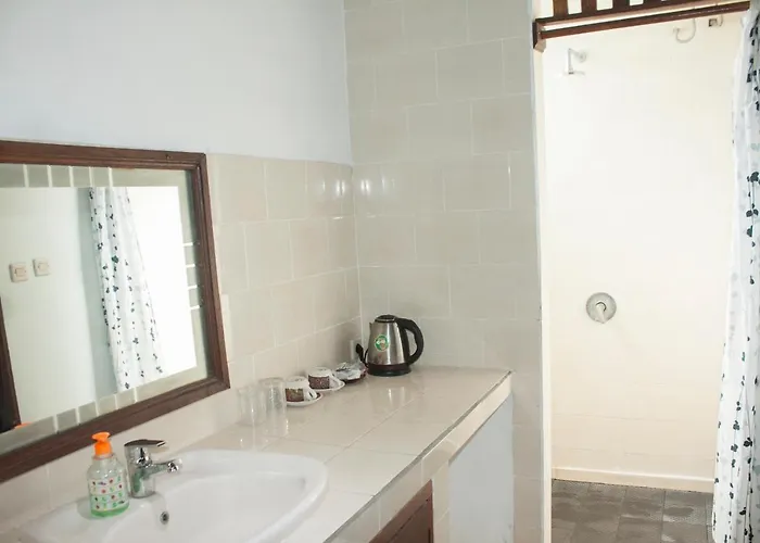 Pantai Island Guest house Nusa Lembongan (Bali)
