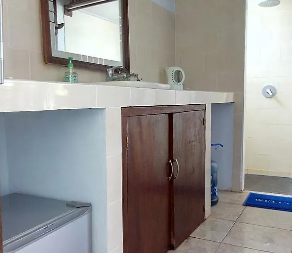Pantai Island Guest house