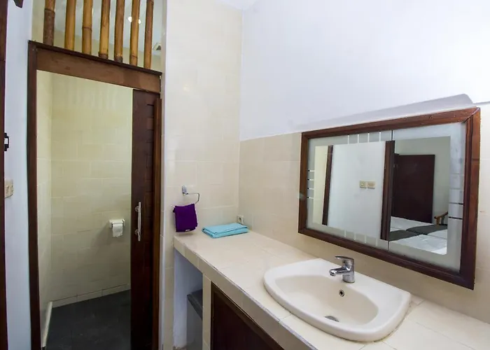 Pantai Island Guest house 3*